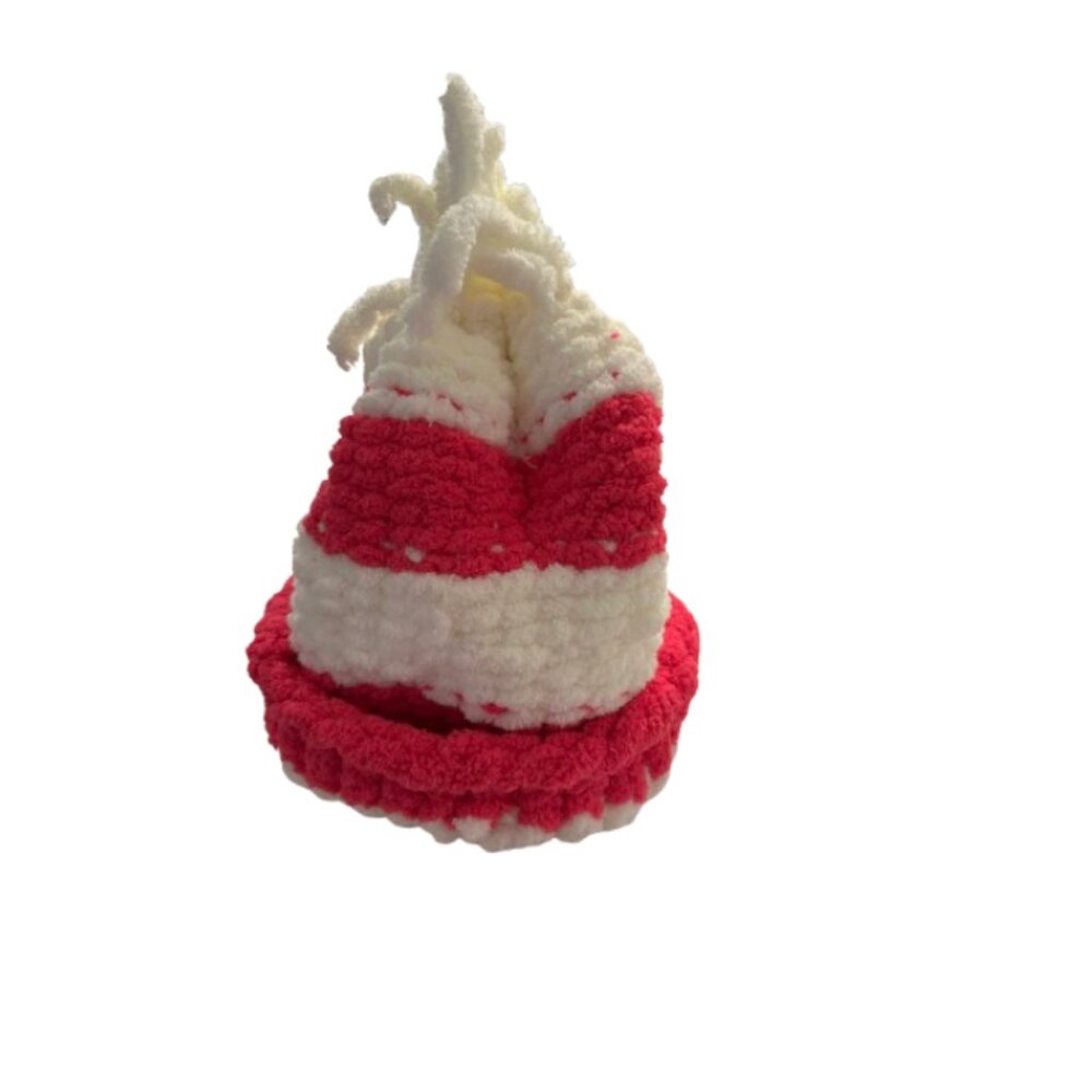 Handmade Hats to Help Kids With Cancer